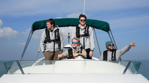 superyacht crew jobs no experience