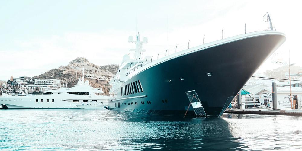 yacht purser jobs