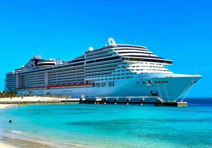 How to Secure Work on a Cruise Ship with No Experience
